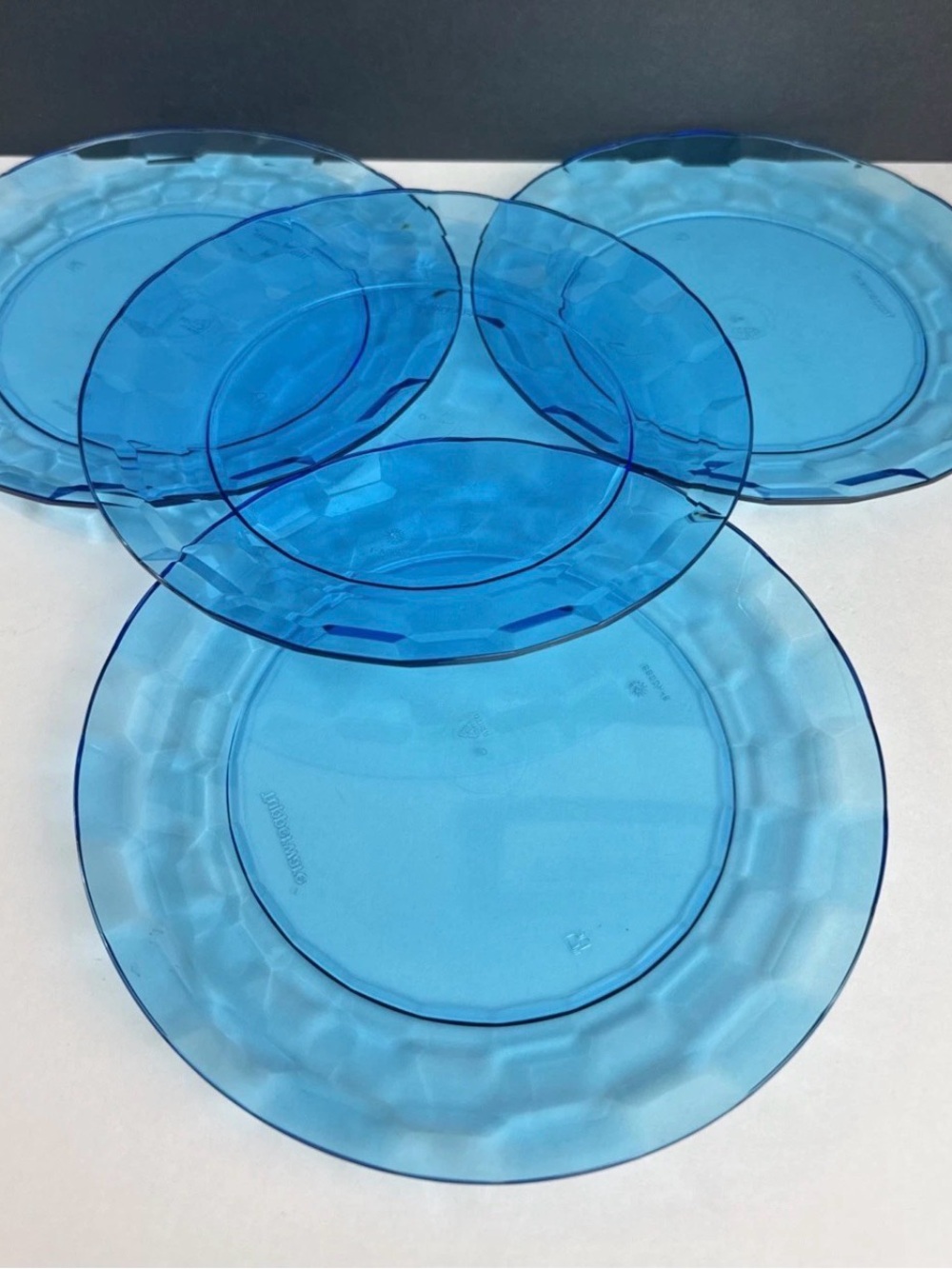 Tupperware Prism Fortecrisa Salad Acrylic Plates Ice Blue Azure 7” New Blue - Picture 3 of 3